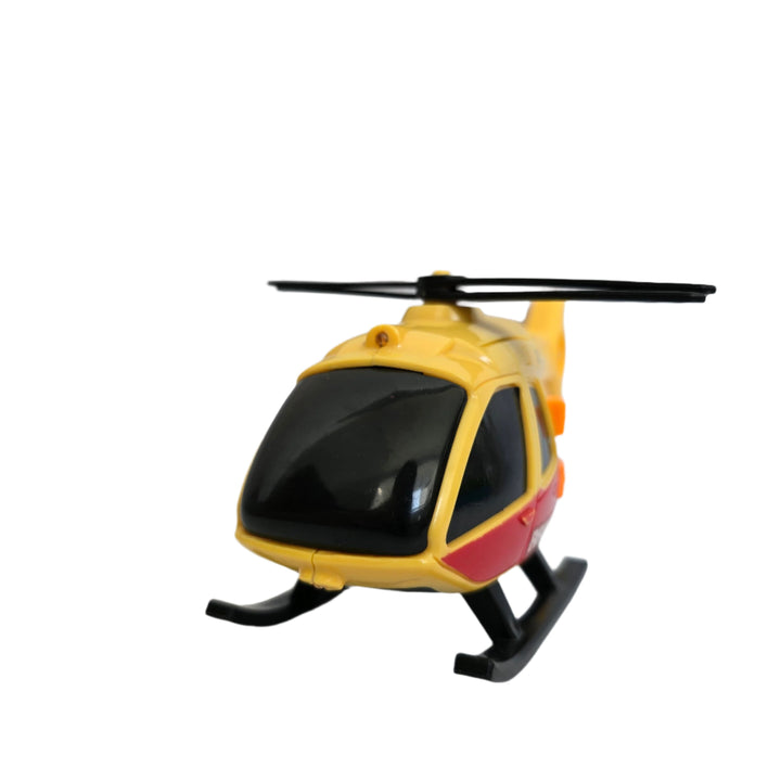 Teamsterz, The teamsterz small light & sound search rescue helicopter encourages learning through play. It features yellow flashing lights and siren, free moving blades and chopper sounds. Role-play responding to an emergency as the chopper takes flight to search and rescue missing or stranded civilians. Includes x lr44/Ag13 batteries. Suitable for 3 years plus.