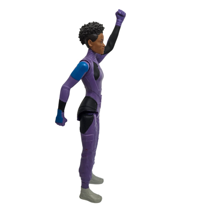 Hasbro, The Princess of Wakanda, Shuri will be forced to overcome the grief of losing her brother T’Challa when Wakanda’s borders are breached by an unexpected threat. Inspired by Marvel Studios' Black Panther, part of the Marvel Cinematic Universe, this large-scale Shuri action figure offers kids ages 4 and up big claws-out imaginary action. This 12-inch-scale Marvel Titan Hero Series Shuri toy features multiple points of articulation, so boys and girls can pose it for superpowered adventures they imagine.