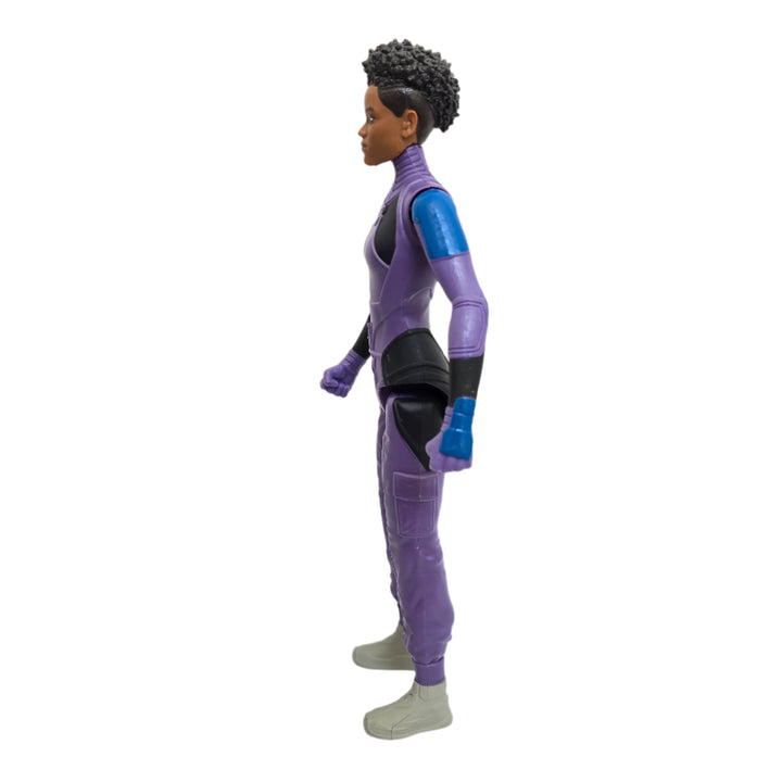 Hasbro, The Princess of Wakanda, Shuri will be forced to overcome the grief of losing her brother T’Challa when Wakanda’s borders are breached by an unexpected threat. Inspired by Marvel Studios' Black Panther, part of the Marvel Cinematic Universe, this large-scale Shuri action figure offers kids ages 4 and up big claws-out imaginary action. This 12-inch-scale Marvel Titan Hero Series Shuri toy features multiple points of articulation, so boys and girls can pose it for superpowered adventures they imagine.