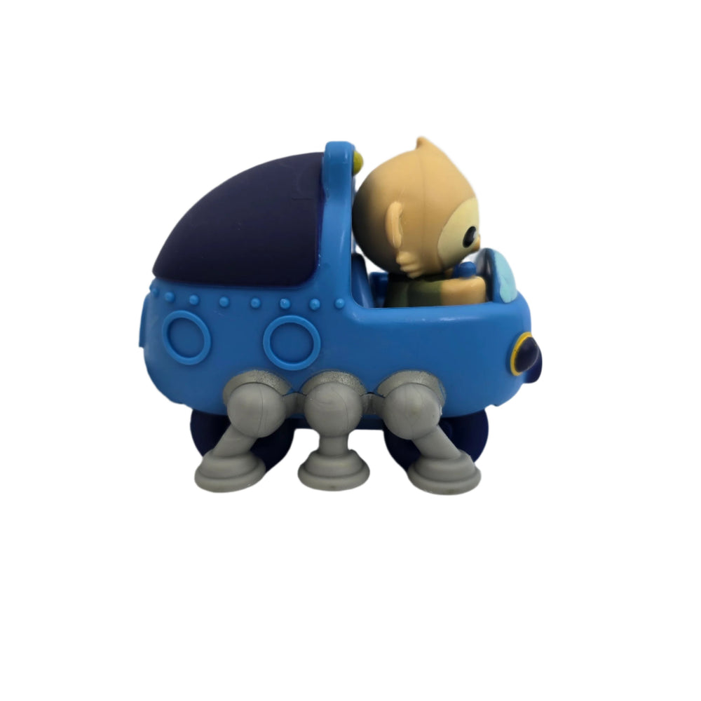 Moose Toys, Race to the rescue with the Octonauts Above & Beyond Octonauts Racers! Bring all the fun and adventure of the Octonauts home with these exciting collectible Octonauts toy Vehicles. The Exclusive Gup Racer 4 Pack contains 4 Octonauts Racers including Captain Barnacles with Gup-A, Kwazii with Gup-B, Tweak with Terra-Gup 2, and Dashi with the Octoray. Pick your favorite Racer and speed off with your favorite Octo-Agents. Suitable for all water environments. Each Gup has wheels for you to ride on an