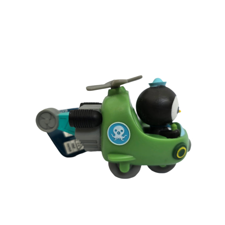 Moose Toys, Race to the rescue with the Octonauts Above & Beyond Octonauts Racers! Bring all the fun and adventure of the Octonauts home with these exciting collectible Octonauts toy Vehicles. The Exclusive Gup Racer 4 Pack contains 4 Octonauts Racers including Captain Barnacles with Gup-A, Kwazii with Gup-B, Tweak with Terra-Gup 2, and Dashi with the Octoray. Pick your favorite Racer and speed off with your favorite Octo-Agents. Suitable for all water environments. Each Gup has wheels for you to ride on an
