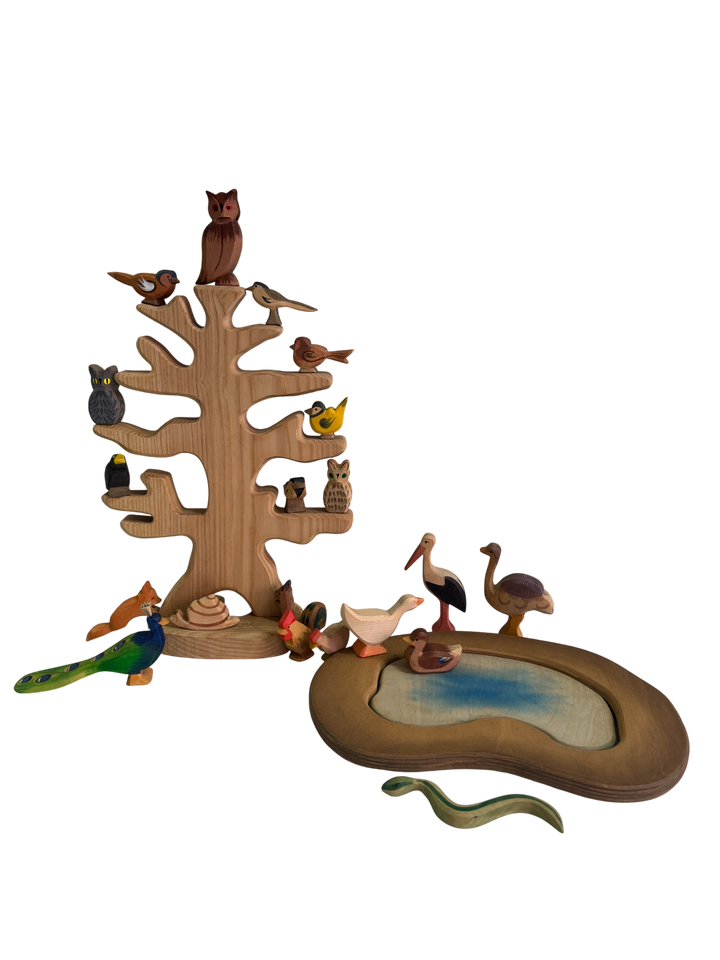 Brown Rooster and Hen Brown Pecking