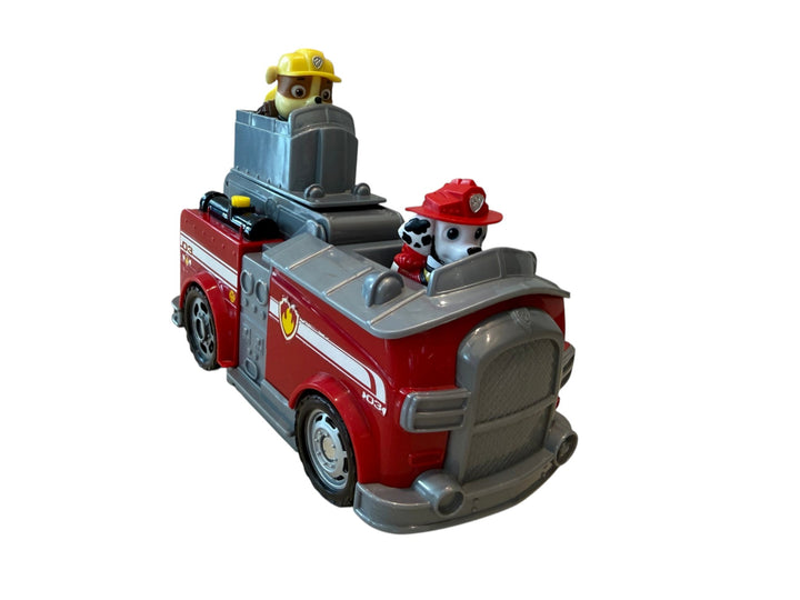 Marshall Split-Second 2-in-1 Transforming Fire Truck Vehicle with 2 figures