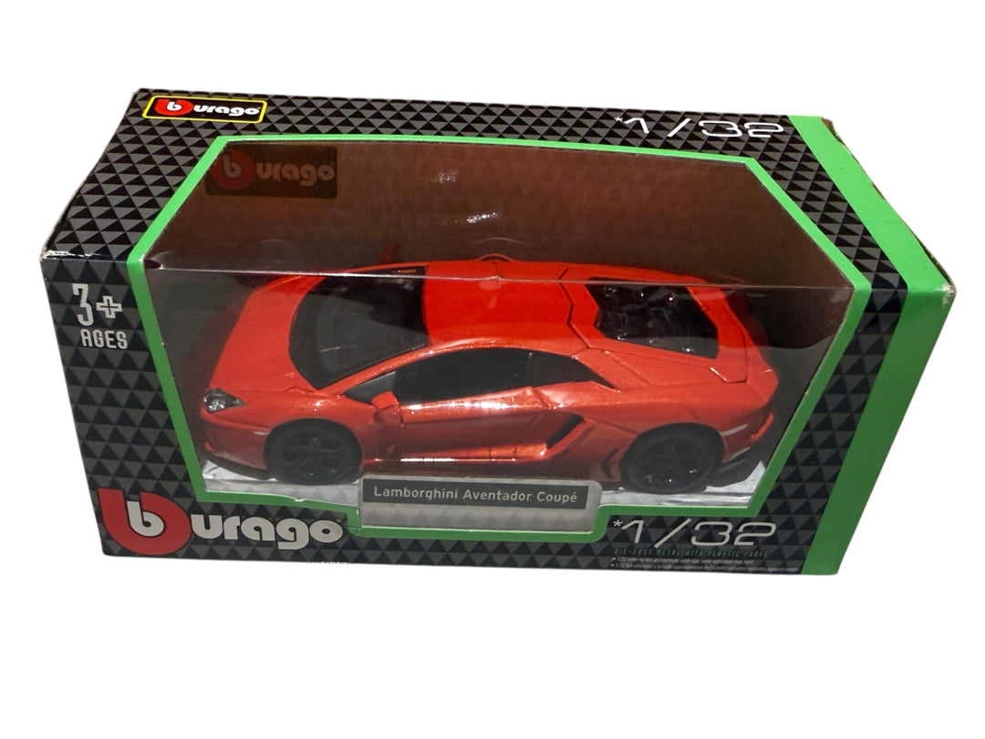 Bburago Lamborghini Aventador Coupé 1:32 die-cast