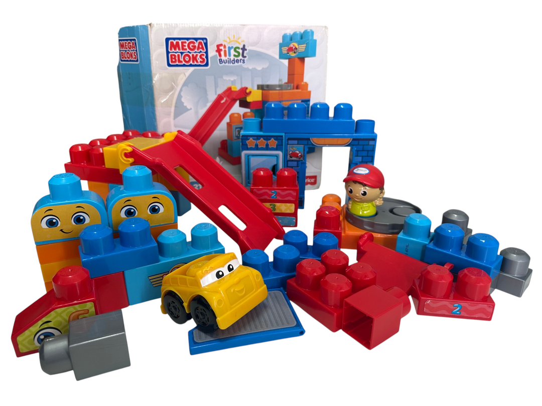 Mega Bloks First Builders Spin 'n Play Spinning Garage Playset