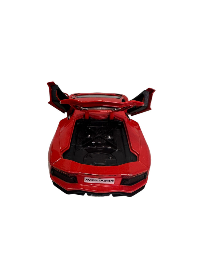Maisto Lamborghini Aventador LP 700-4 Diecast Vehicle in Red