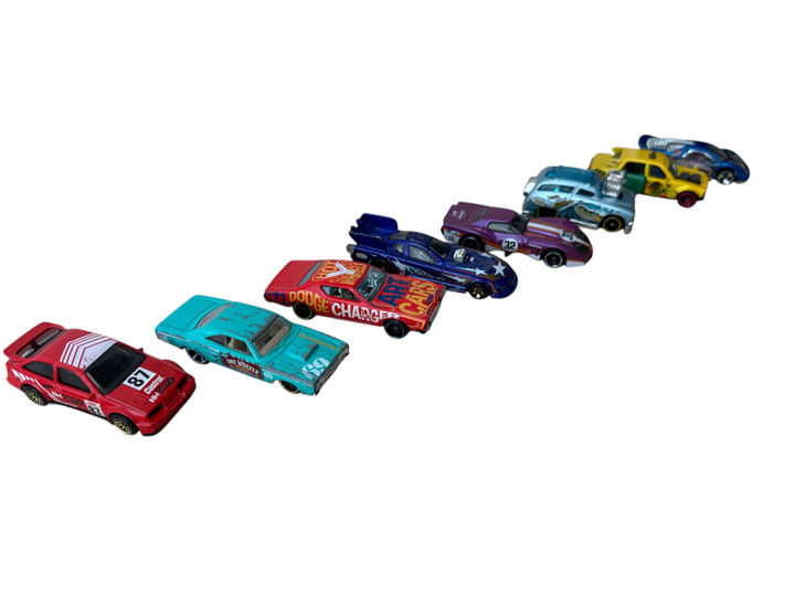 Assorted Pack of Eight Cars 3