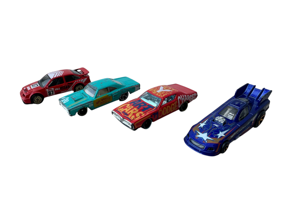 Assorted Pack of Eight Cars 3