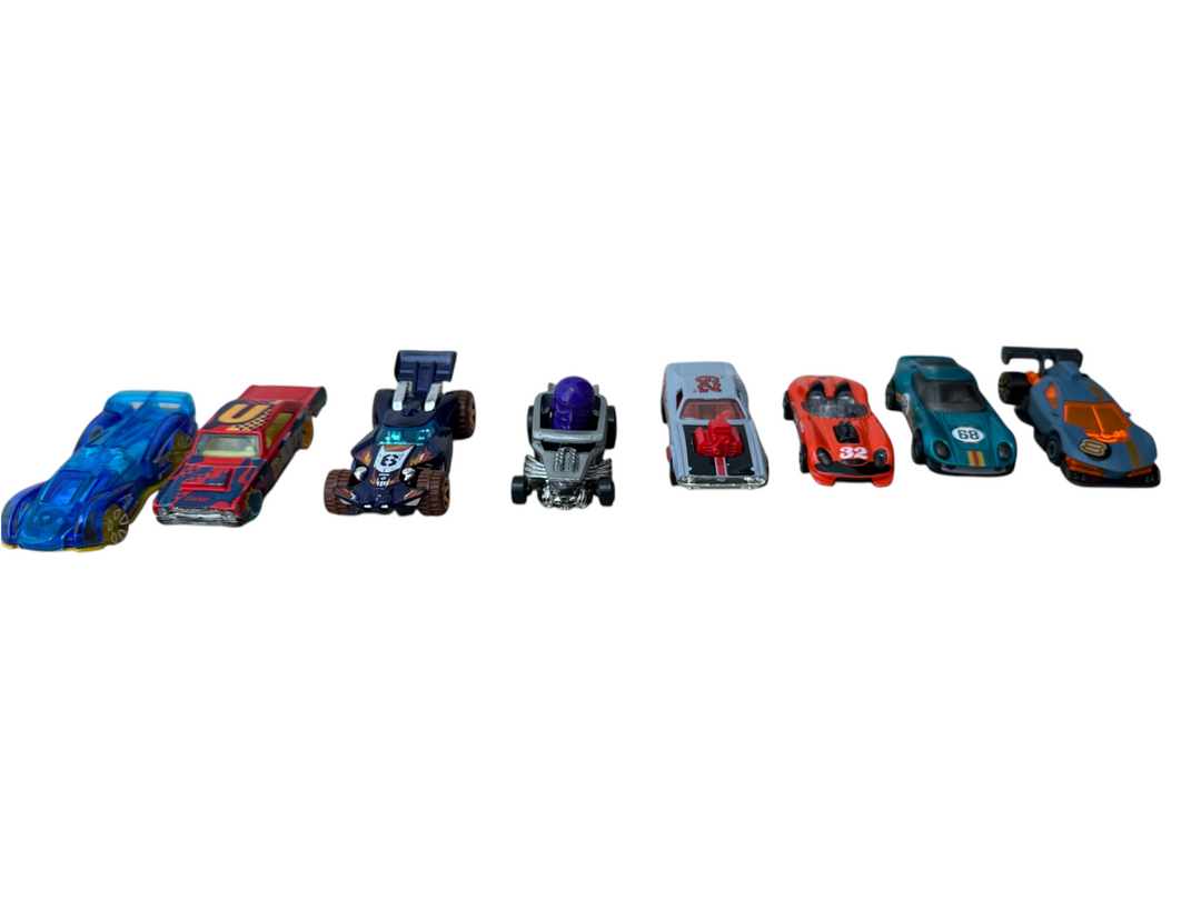 Assorted Pack of Eight Cars 4