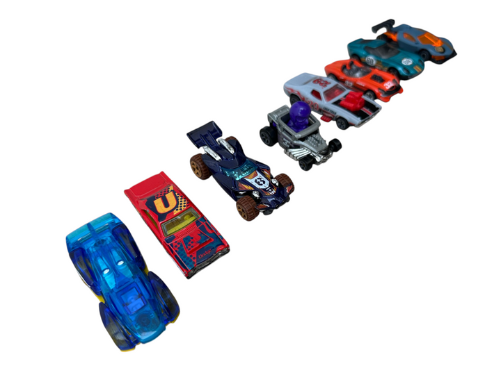 Assorted Pack of Eight Cars 4