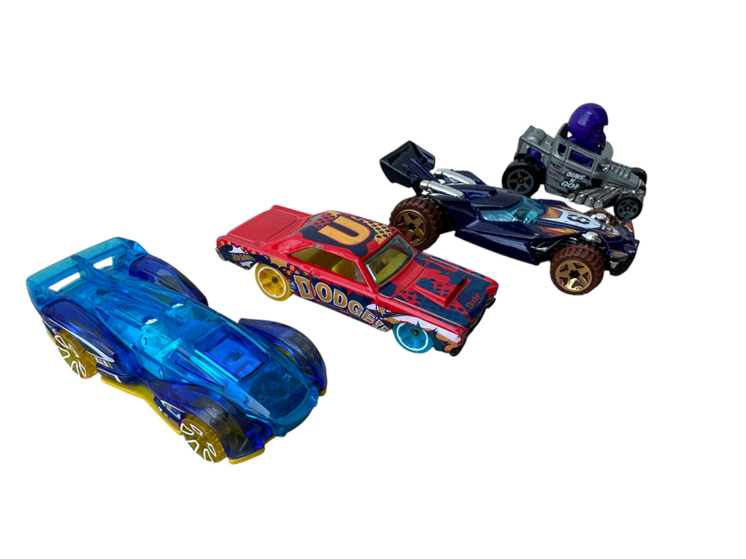 Assorted Pack of Eight Cars 4