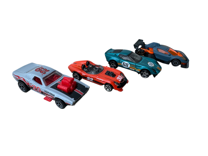 Assorted Pack of Eight Cars 4