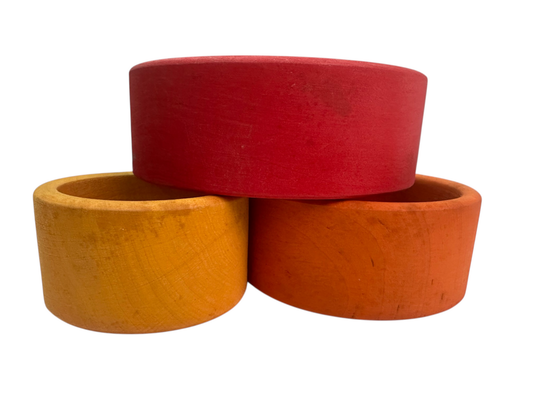 Red Set Of Bowls