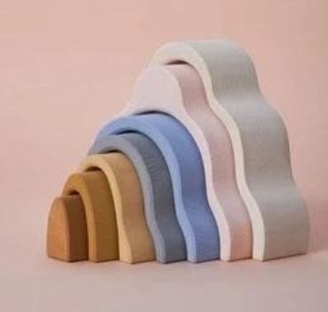 Raduga Grez, Waterfall Stacker, Play with the waterfall and use it as a pyramid or as a building material for the construction of bridges, towers, tunnels, caves or fancy houses.