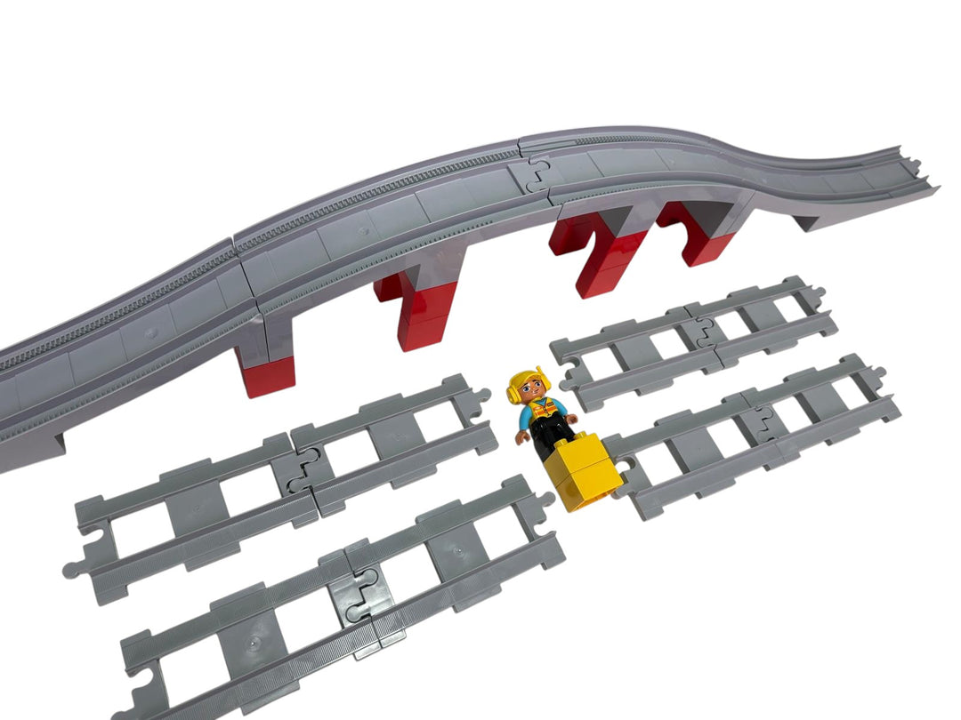 Train Bridge and Tracks 10872