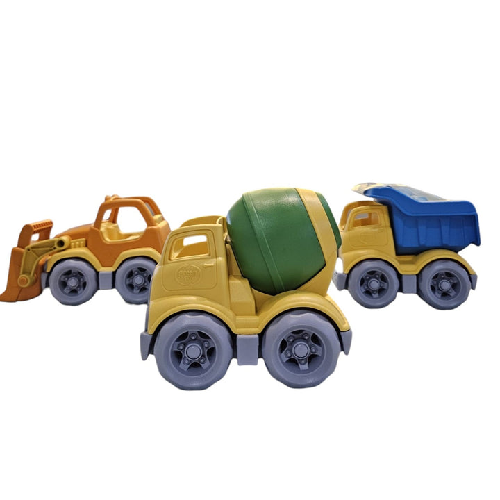 Construction Set of 3 trucks (with figurines)